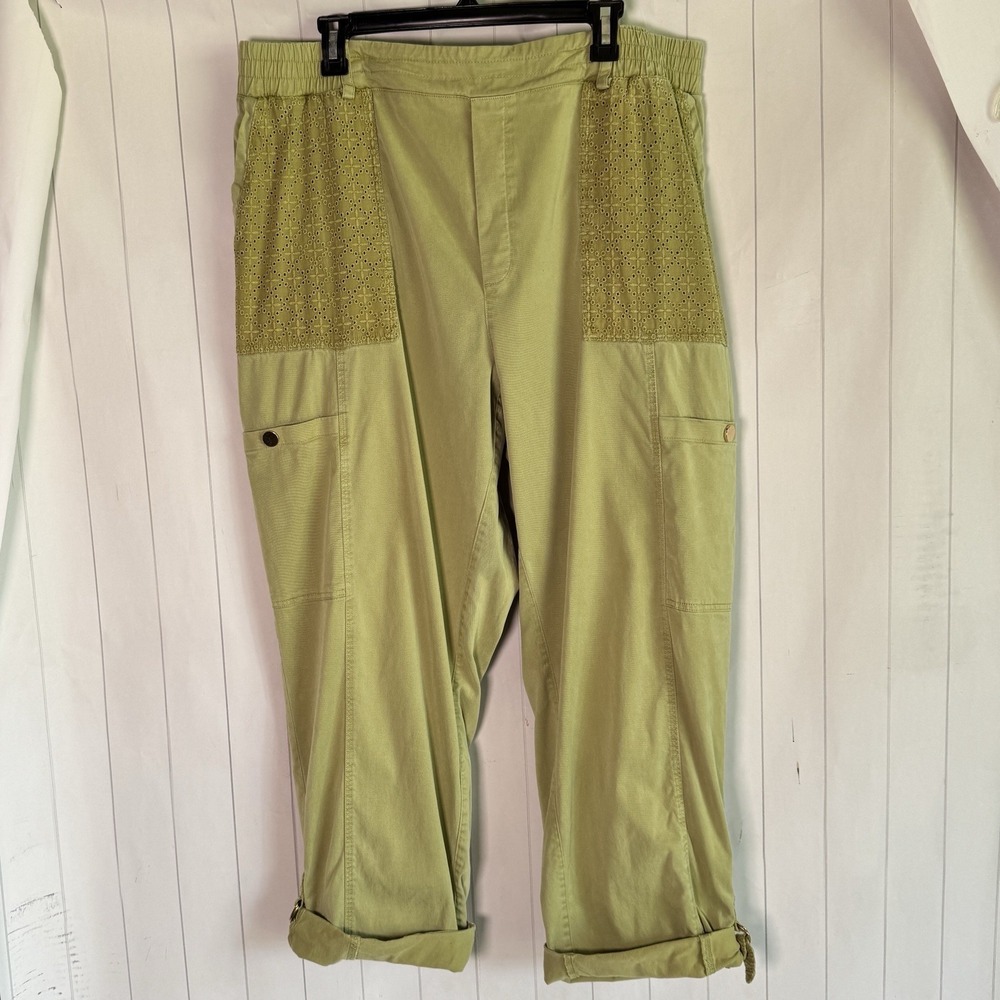 Soft Surroundings Green Roll Tab Crop Capri Cargo Pants Boho Floral Patchwork 2X